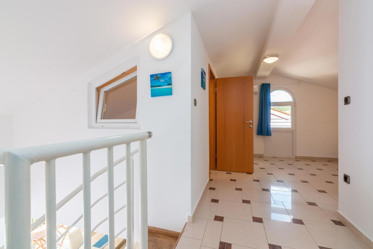 Apartment Lovorka 5 バスカ エクステリア 写真